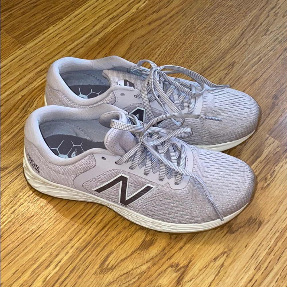 NB fresh foam sneakers
